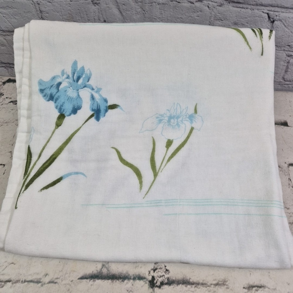 Vintage Floral Table Runner Blue Iris Soft Cotton Chinese Chop 52" X 24" Flaw